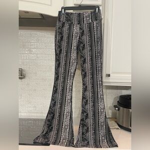 Black and White Patterned Women's Pants